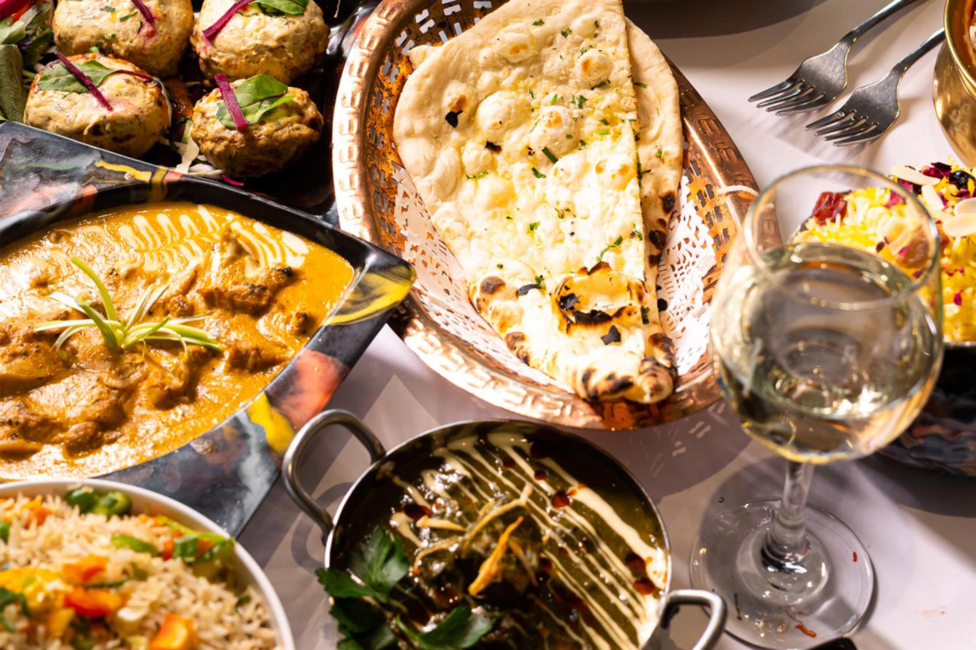 How Asees Indian Restaurant In Wollongong Brings Traditional Indian Flavours to Australia